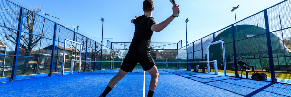 Fisioterapia deportiva en pádel: prevención de lesiones frecuentes