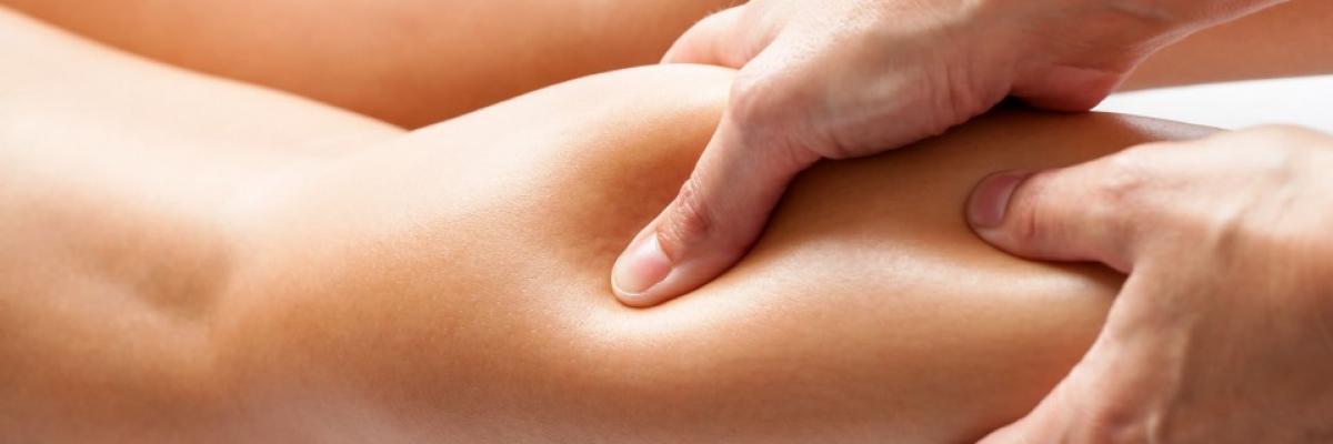 Masaje circulatorio en piernas cansadas: alivia la pesadez y mejora el retorno venoso