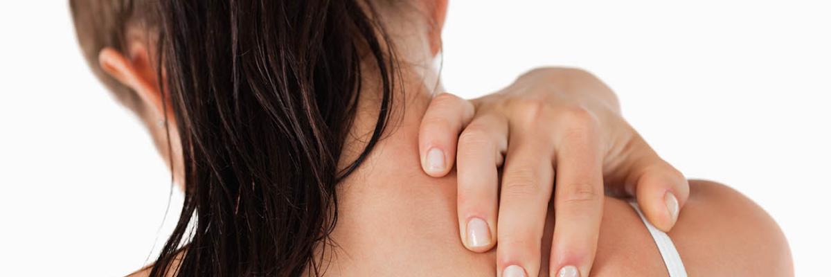 Dolor cervical por teletrabajo en Alcobendas: cómo evitarlo sin dejar tu rutina