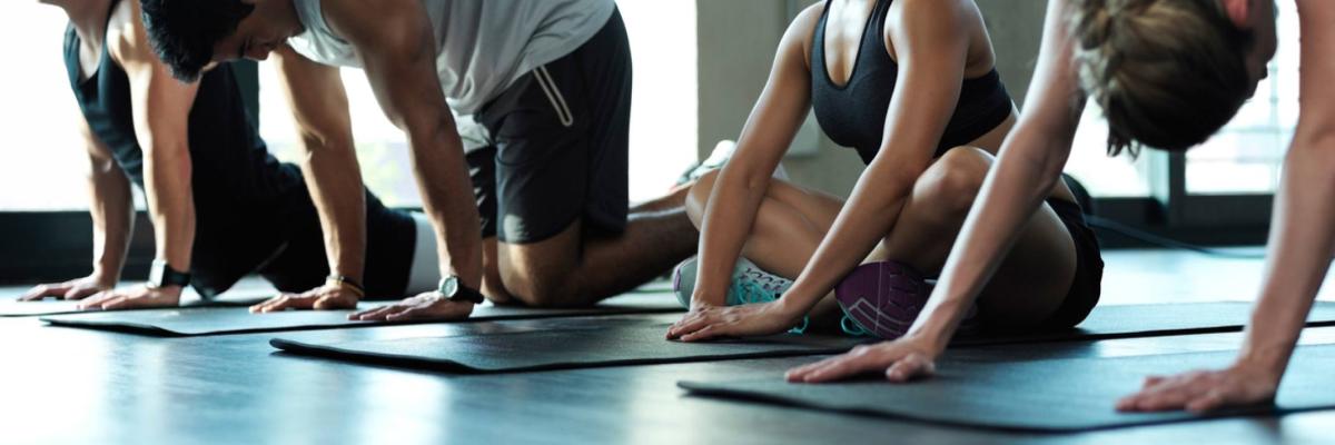 Entrenamiento funcional en grupo: cómo mejorar fuerza, equilibrio y salud general