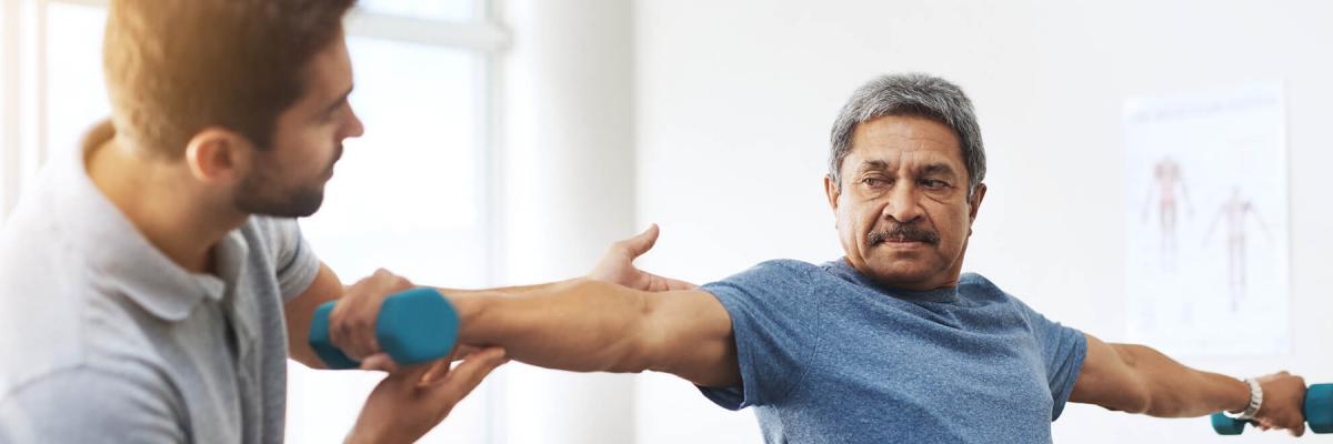 ¿Por qué acudir al fisioterapeuta de manera preventiva? - FisioClinics La Moraleja - Madrid